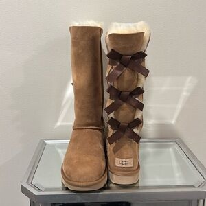 Never worn Uggs! No original box.